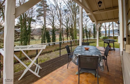Aubas Casa | Casa Millepertuis – Escapada en el Périgord Negro con Piscina Compartida, Terraza y Entorno Natural