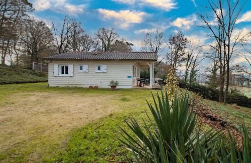 Aubas Casa | Casa Millepertuis – Escapada en el Périgord Negro con Piscina Compartida, Terraza y Entorno Natural