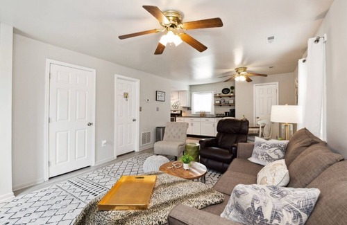 Edgemore Casa | Miller's Cottage