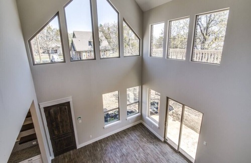 Pottsboro Casa | Miller's Cove on Lake Texoma! Luxury Lakeview Home built in 2017!