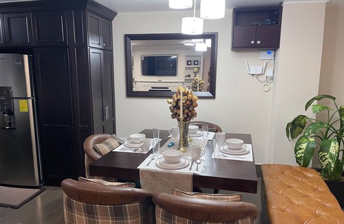 Ibarra Casa | Miller’s Townhouse