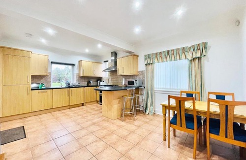 Glasgow Casa | Millerston House