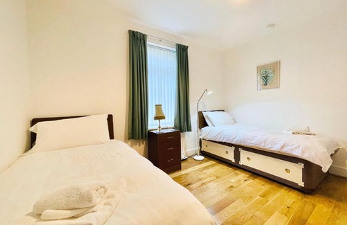 Glasgow Casa | Millerston House