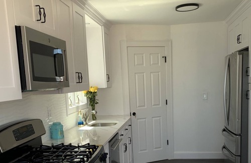 Long Island Casa | Million Dollar Bayfront Home -- 5 min 🚗 to LIRR & 10 min to Ocean