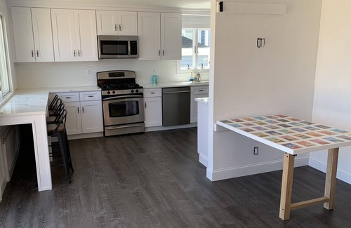 Long Island Casa | Million Dollar Bayfront Home -- 5 min 🚗 to LIRR & 10 min to Ocean