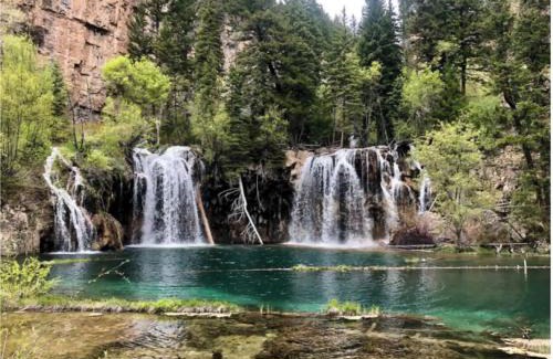 Glenwood Springs Casa | Million Dollar Creekside Treehouse Hottub Rafting Hiking Fishing and Mins to Glenwood and Hotsprings