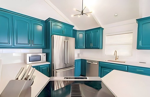 Lake Ozark Casa | Million Dollar Ozark Oasis - On the water, walk to restaurants/bars & new dock!