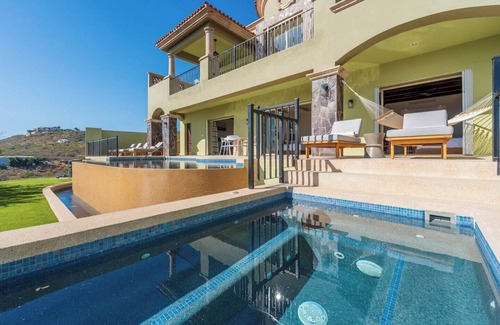 Paraíso Escondido Villa | 4 Bedroom Ocean View