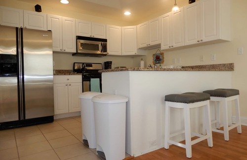 Wildwood Crest Condominio | DEALS! BEACH BLAST! 4th of JULY! MILLION DOLLAR VIEWS@THE MONARCH! POOL! VIEWS!