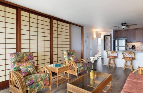 Kailua-Kona Condominio | Million Dollar View from your large private lanai. Month of August discounted.