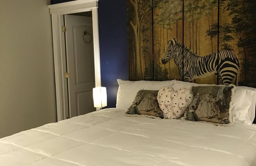 Upper Rockridge Casa | Suite privada de 2 dormitorios con vista al millón de dólares
