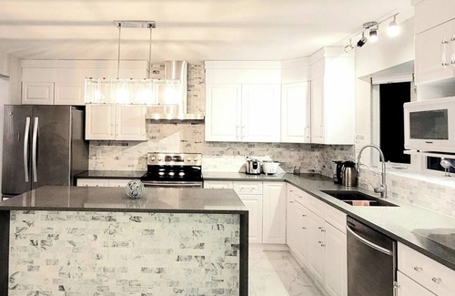 Northwest Edmonton Casa | Million Dollars Home! Beside Park and Lake