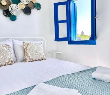 Little Venice Casa | mills suites mykonos