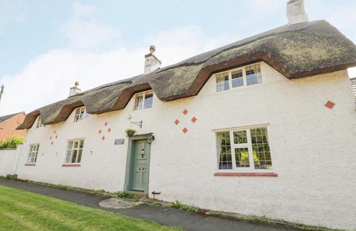 Gumley Casa | Millstone House