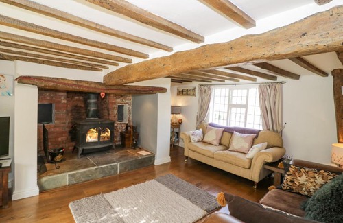 Gumley Casa | Millstone House