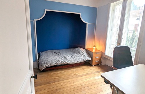 Mery-sur-Oise Casa | Millstone house with garden