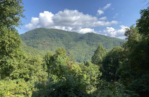 Bryson City Casa | Millstone Lodge