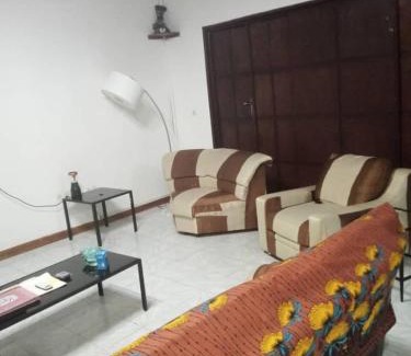 Freetown Apartamento | Milly's Nest