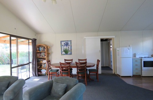 Parapara Casa | Milnthorpe Holiday Cottage