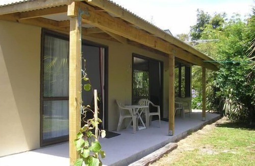 Parapara Casa | Milnthorpe Holiday Cottage