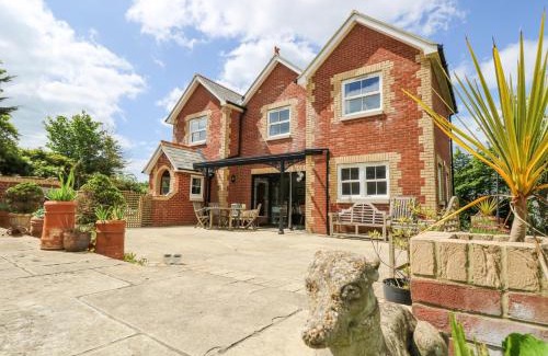Ventnor Casa | Milston