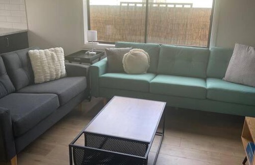 Hamilton Casa | Milton House, Hamilton
