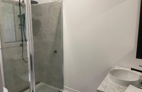 Hamilton Casa | Milton House, Hamilton