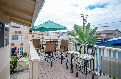 Mission Beach Casa | Mimi's and Nana's Beach House