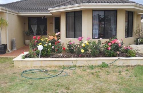 Wattle Grove Casa | Mimi's House