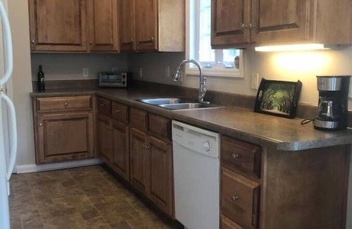 Aiken Cabaña | Mimosa Cottage Farm- 2br cottage & stalls. Masters