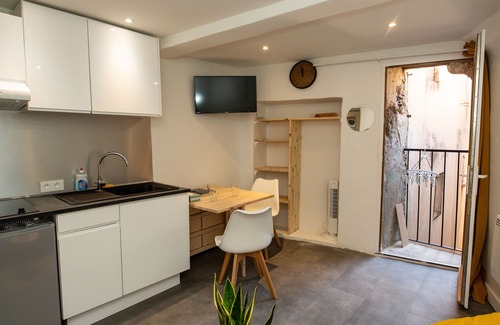 Grasse Apartamento | Mimosa fragrance