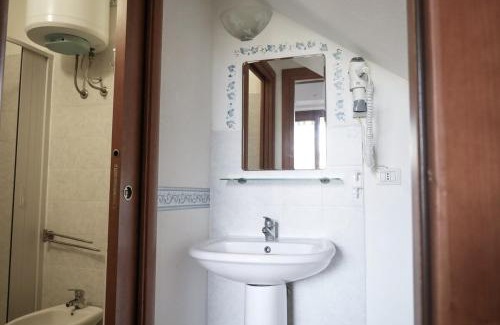 Pirotto Li Frati Casa | Mimosa Mare 2 min a piedi casa AC