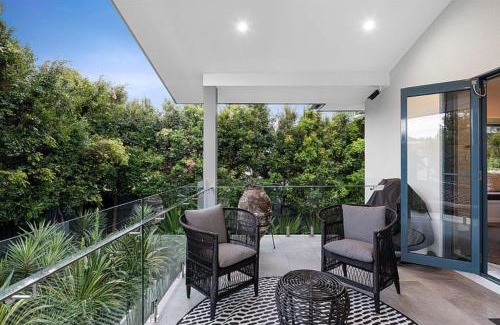Hyams Beach Apartamento | Mimosa Retreat - 250m to Chinamans Beach in Jervis Bay!