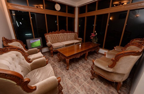 Thanlyin Hotel | Min Nandar Garden Hotel