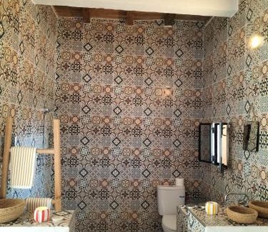 Assais Casa | Mineral Spirit Guest House