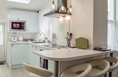 Girvan Casa | Miners Cottage