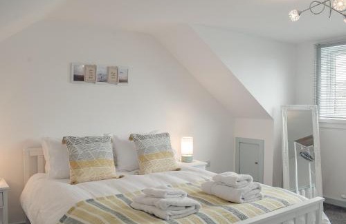 Girvan Casa | Miners Cottage