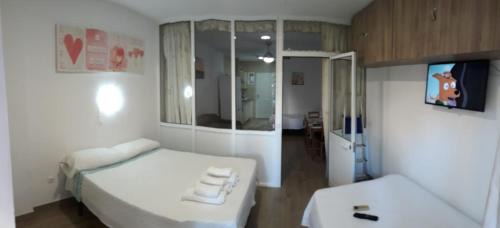 Benalmadena Costa Apartamento | Minerva Evening Sun Study