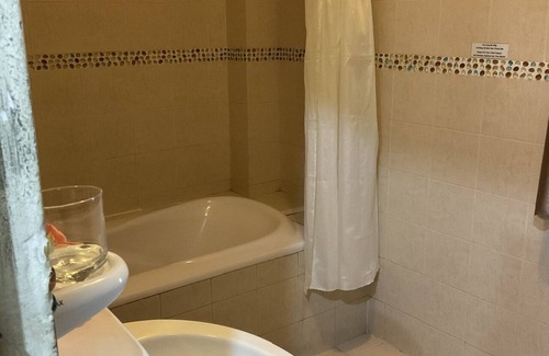District 10 Hotel | Minh Chau Hotel