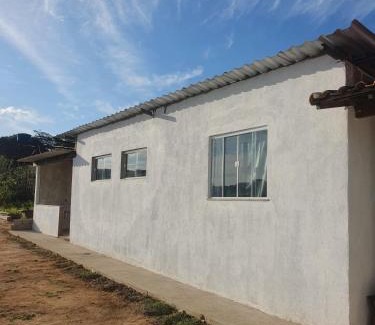 Miguel Pereira Casa | Mini Casa Monte Cielo