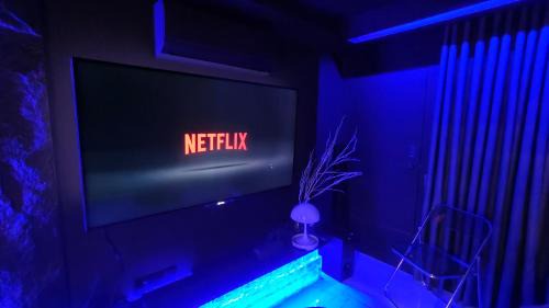 Taman Midah Apartamento | Mini Cinema Suite at Arte Cheras, KL City View, 6pax, MRT 6Min