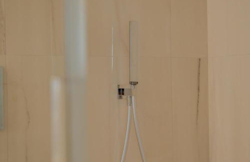 Lovere Apartamento | Mini Ernesto