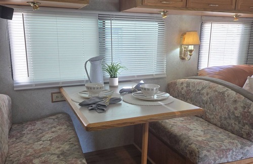 West Ridge Casa | Cozy RV in North San Diego County with WiFi, AC