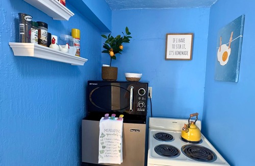 Miami Gardens Apartamento | Mini Home. 8 Min to Hard Rock Stadium.
