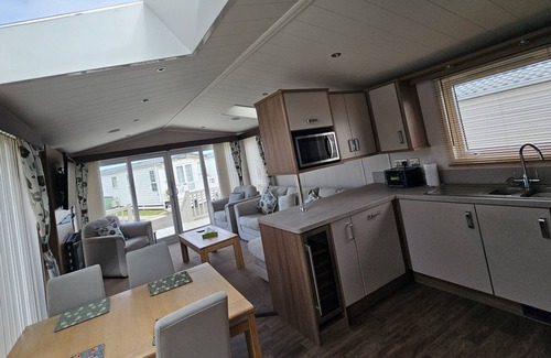 Rhyl Chalet De Esquí | Mini Lodge Robin Hood Holiday Park