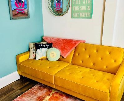 Savannah Beach Apartamento | Mini Pearl, Private 2 BR - 1 block to BEACH!