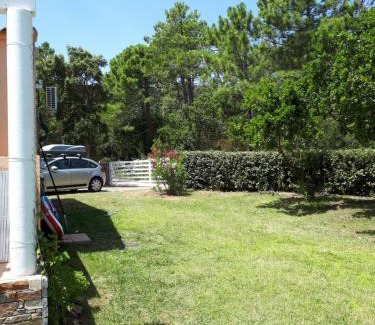 Favone Casa | Mini Villa à 100m de la mer avec prise de recharge élec privative