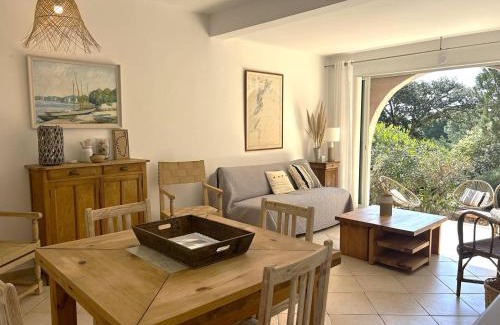 Santa Giulia Villa | Mini-villa à 5 minutes de la plage de Santa Giulia
