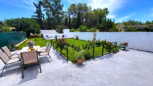 Lagonissi Casa | Mini-villa Central Park near the beach