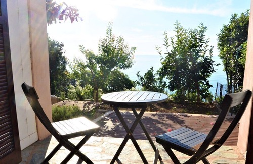 Tarcu Casa | VILLA JEAN-DO - FRENTE AL MAR - TARCO